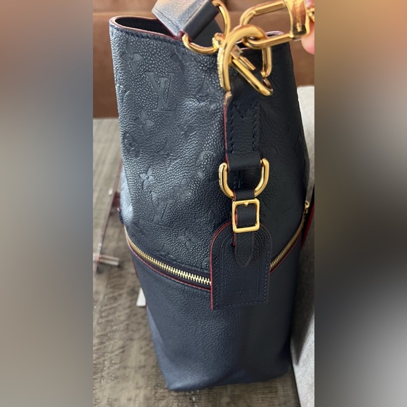 Authentic Louis Vuitton Empreinte Melie Rogue bag - Picture 11 of 16